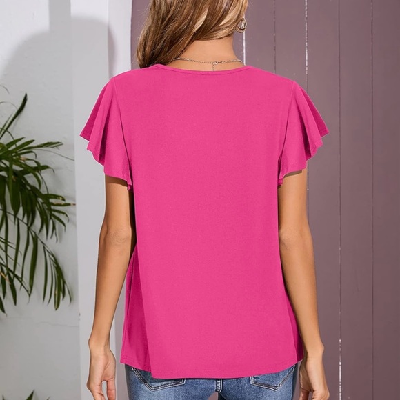 Landroiy Women’s Short Sleeve Top. Shirred Detail. New and Never Worn. Size XXL. - Picture 3 of 7